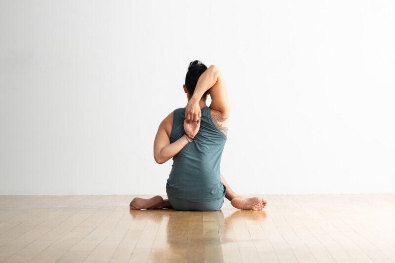 Effective Yoga Poses to Relieve Neck Pain
